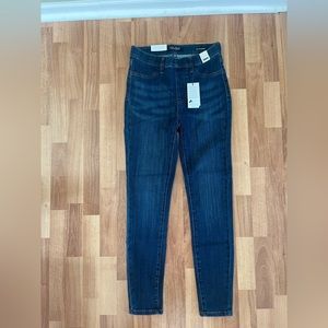 Jeans-Judy Blue NWT